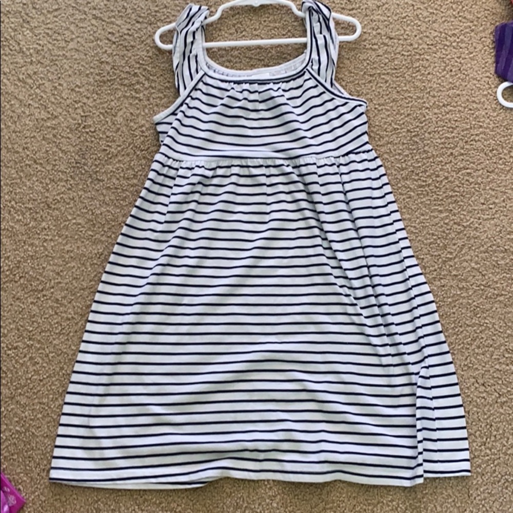 Girls summer dress XS (6-6X)